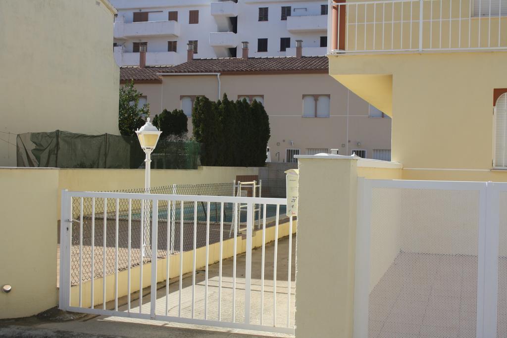 PeñíscolaAlquileres Figuerola Oasis Parkアパートメント エクステリア 写真