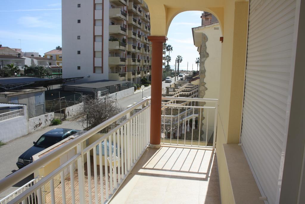 PeñíscolaAlquileres Figuerola Oasis Parkアパートメント エクステリア 写真